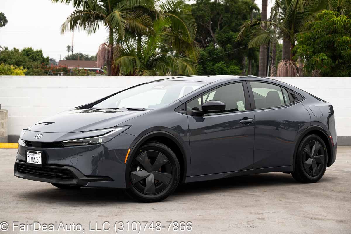2024-Toyota-Prius-Hybrid-Lease-3759