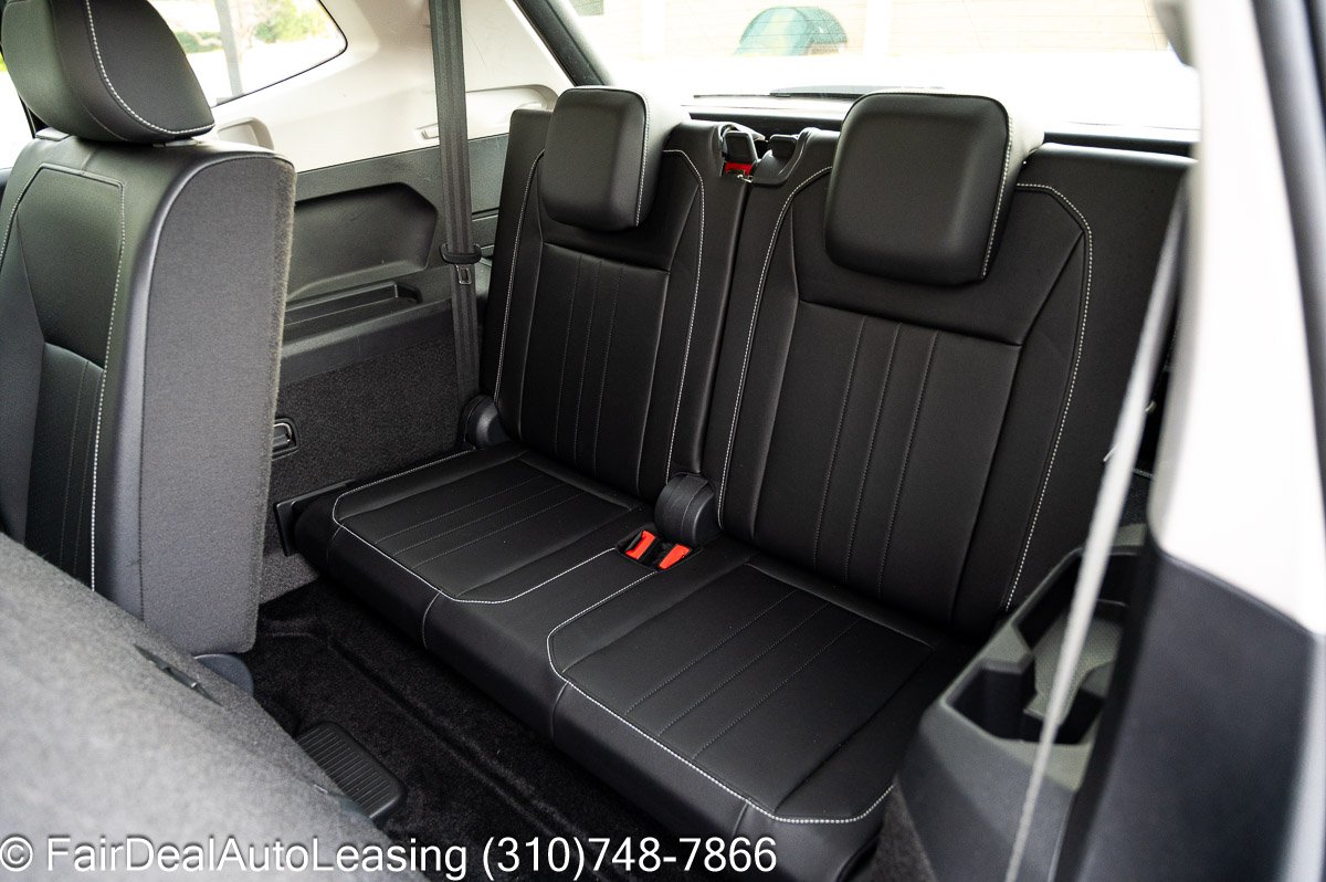 2024-Volkswagen-Tiguan-Lease-0411