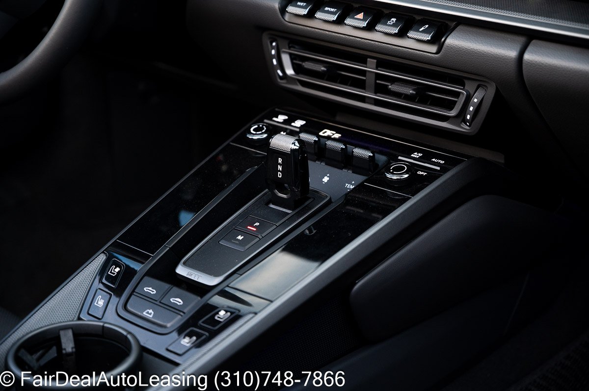 2023-Porsche -911-Convertible-Lease-1005
