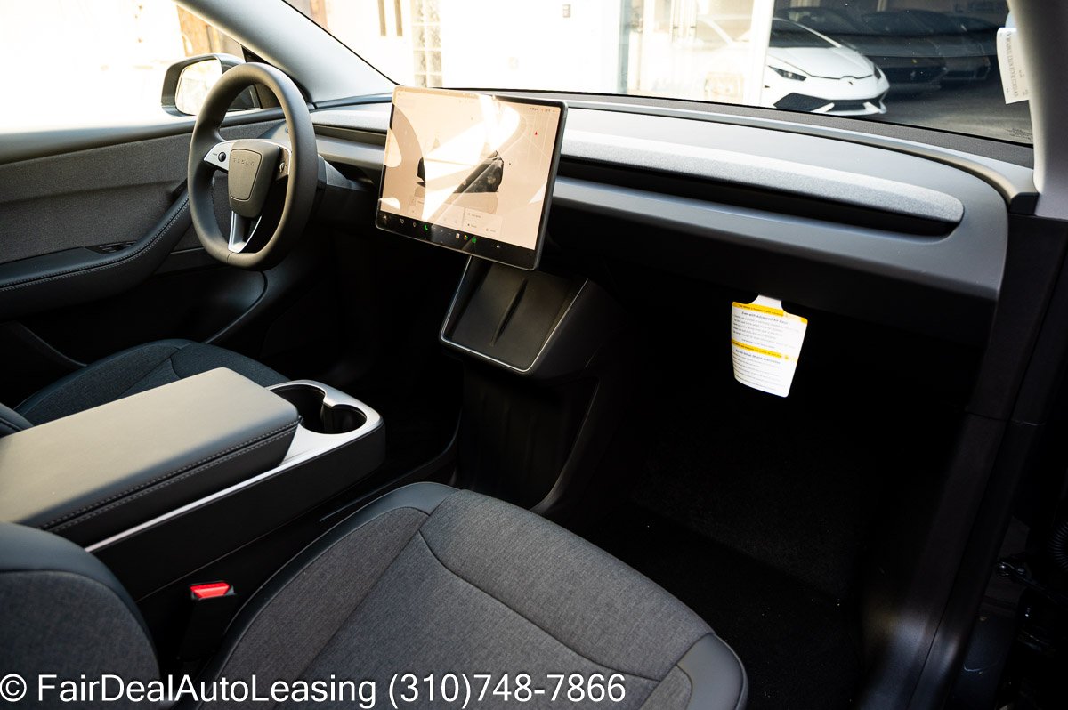 2026-Tesla-Model-Y-Lease-1417