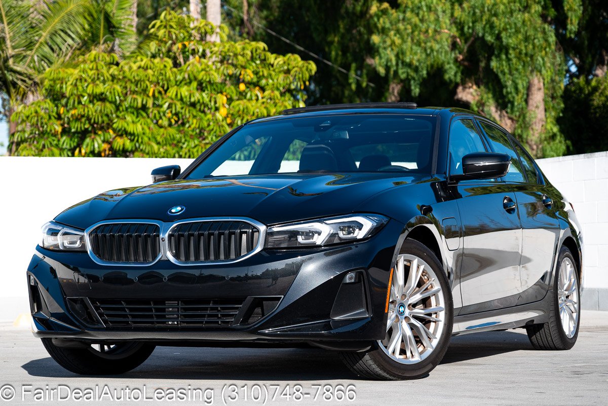 2023 BMW 3 Series 330e Sedan's photo