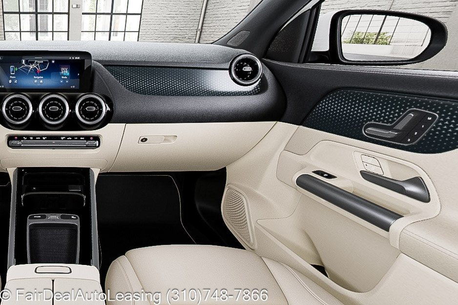 2025-Mercedes-GLA-250-Lease--12