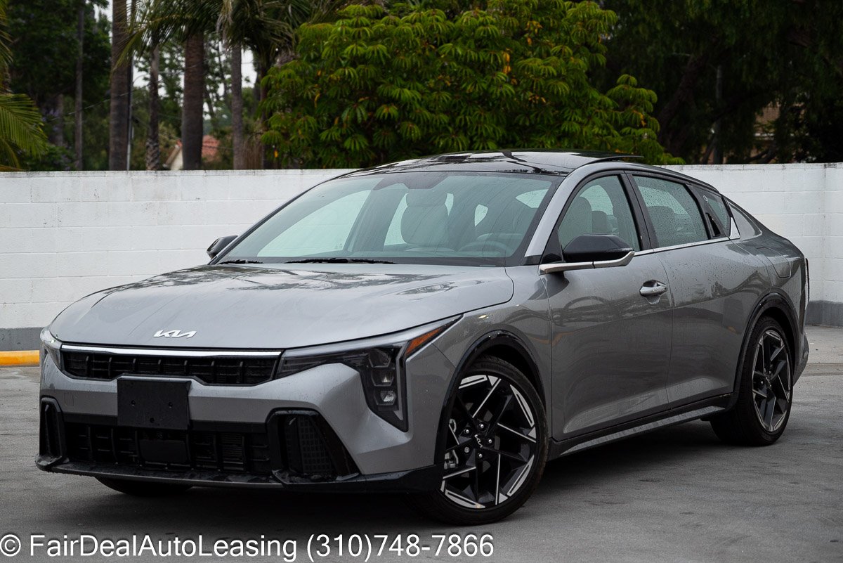 2026 Kia K4 GT-Line AT's photo