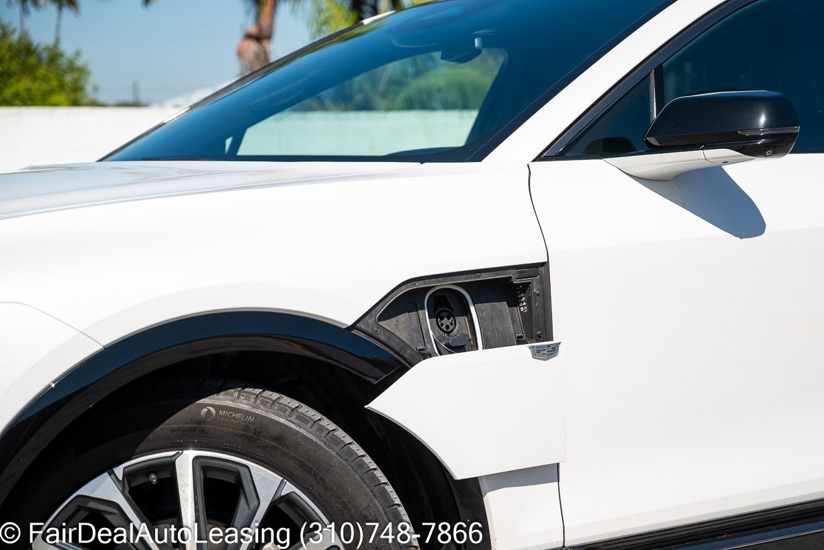 2024-Cadillac-Lyriq-Sport-Lease-0767 bmw x5 lease
