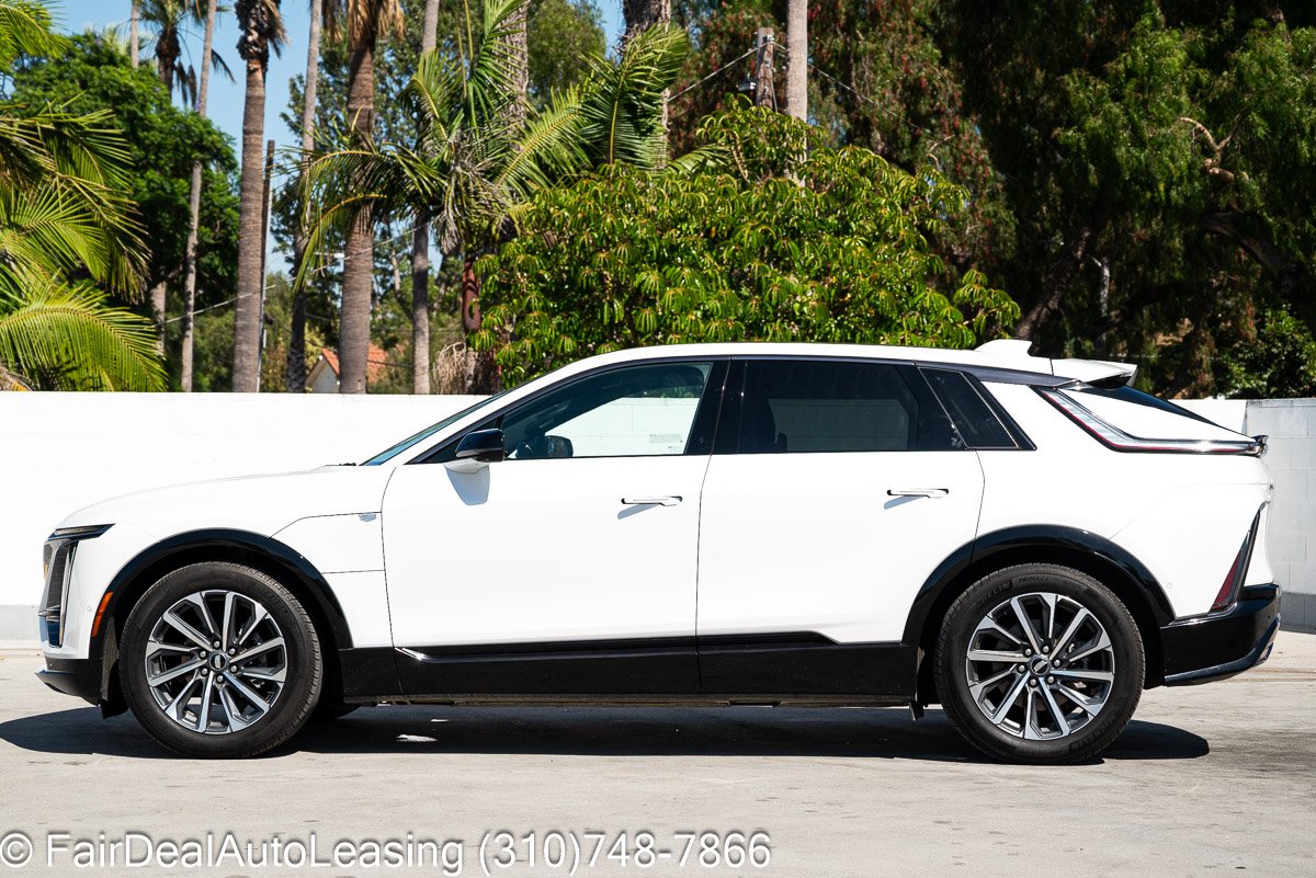 2024-Cadillac-Lyriq-Sport-Lease-0769 bmw x5 lease