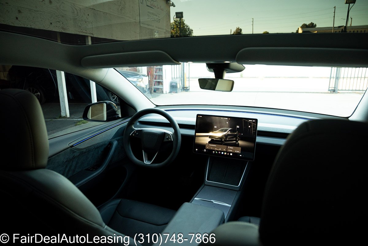 2026-Tesla-Model-Y-AWD-PRM-LEASE-0532